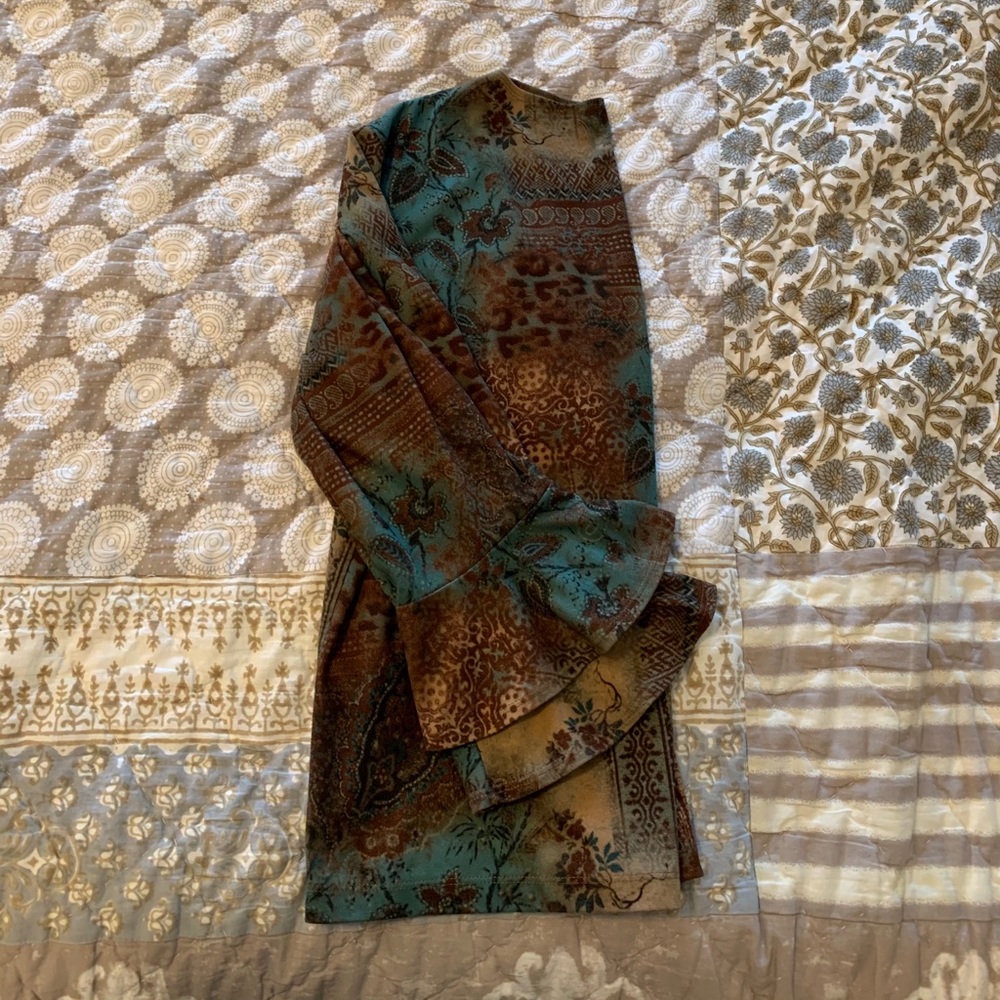 Vintage patterned top